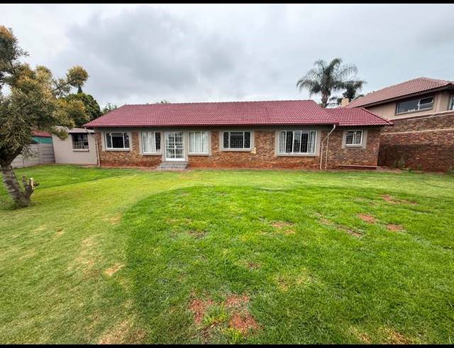 3 BEDROOM HOUSE FOR SALE IN ROOIHUISKRAAL